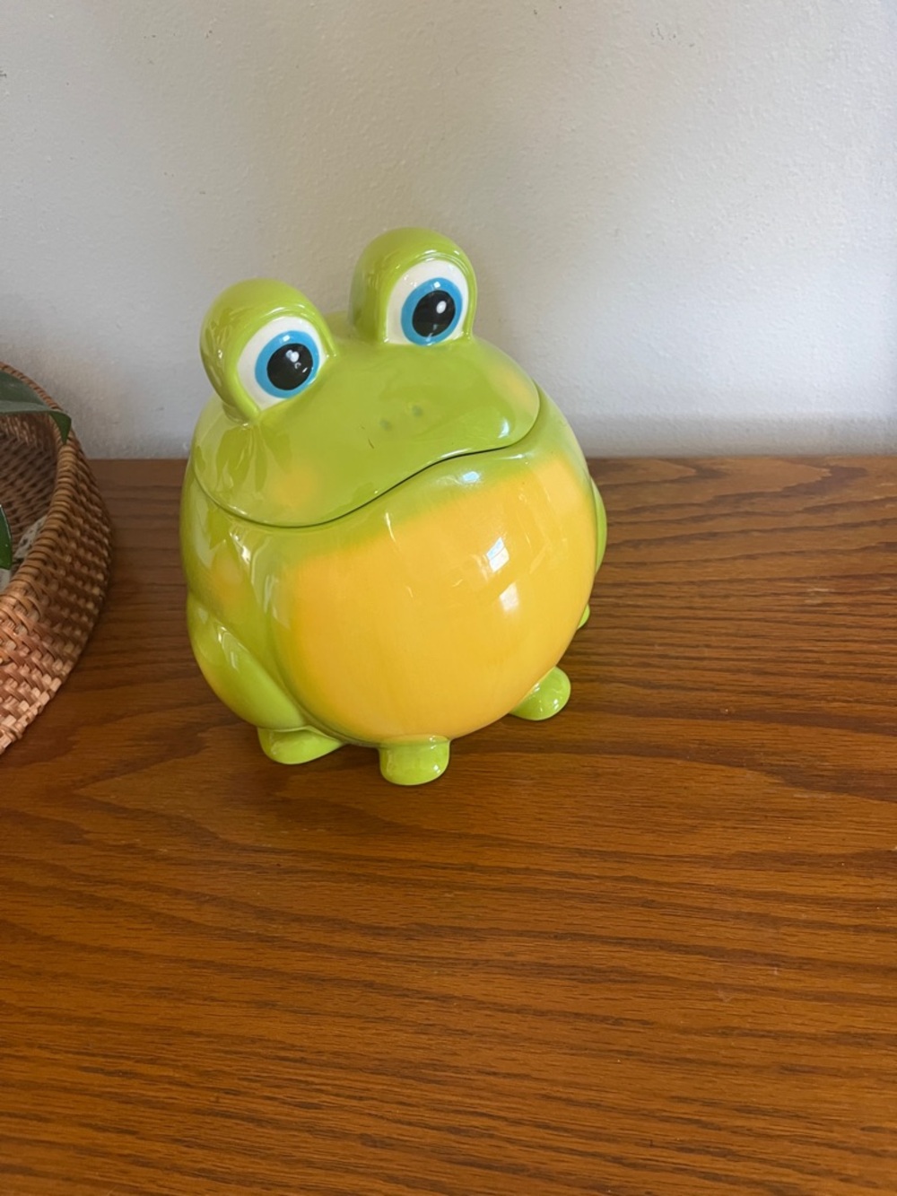Grasslands Road Green and Yellow Ceramic Frog cookie Jar - Branded Base